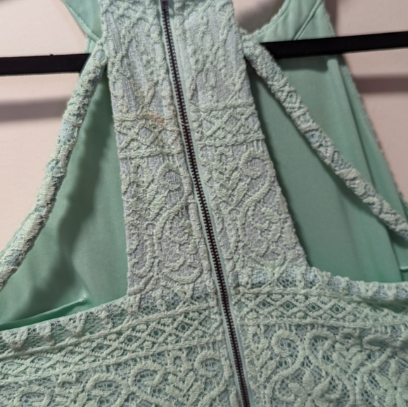 Alya Mint Green Knit Dress - Picture 3 of 8